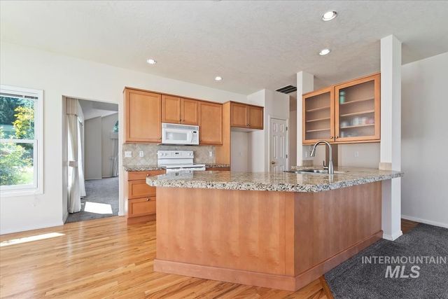 12150 W Hickory Dr, Boise, ID 83713