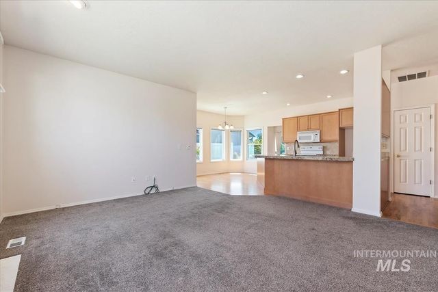 12150 W Hickory Dr, Boise, ID 83713