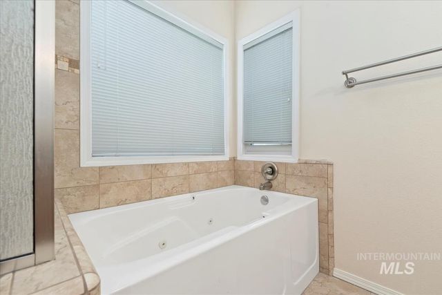 12150 W Hickory Dr, Boise, ID 83713