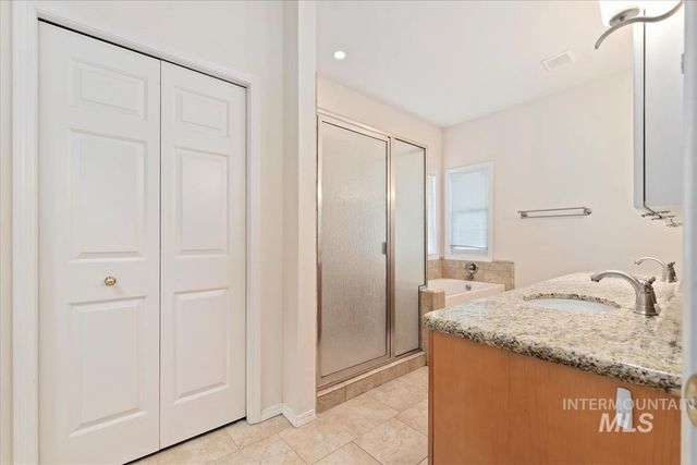 12150 W Hickory Dr, Boise, ID 83713