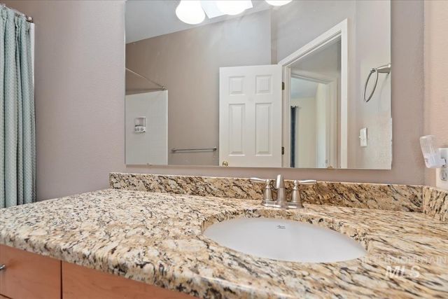 12150 W Hickory Dr, Boise, ID 83713