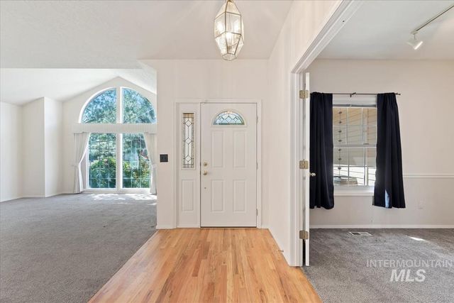 12150 W Hickory Dr, Boise, ID 83713