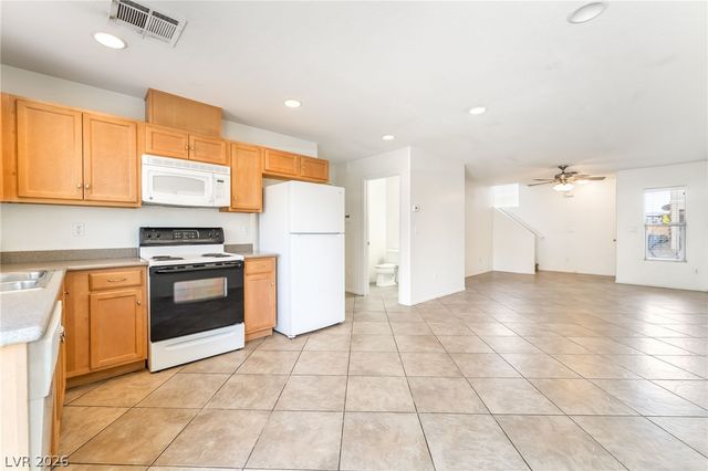 5280 Fire Night Avenue, Las Vegas, NV 89122