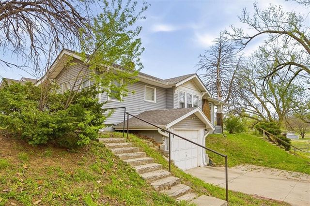 2618 Georgia Avenue, Kansas City, KS 66104