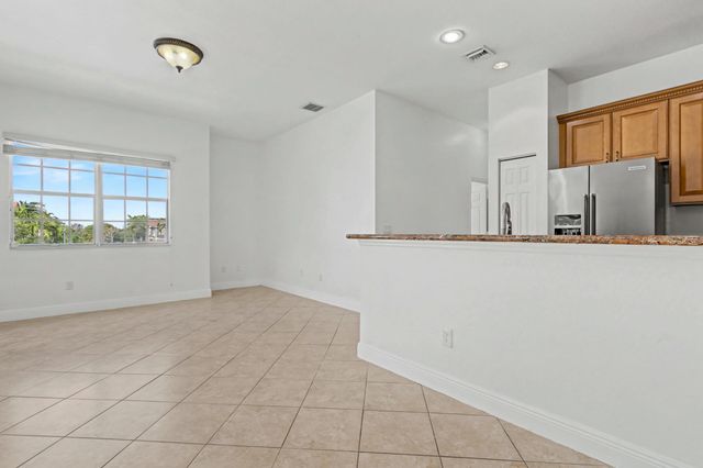 5869 Hampton Hills Boulevard, Tamarac, FL 33321