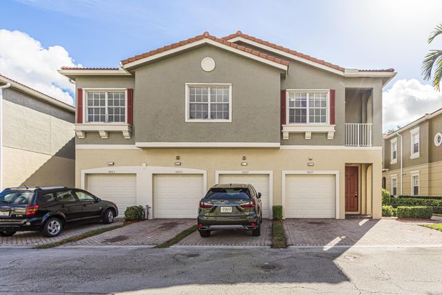 5869 Hampton Hills Boulevard, Tamarac, FL 33321