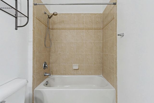 5869 Hampton Hills Boulevard, Tamarac, FL 33321