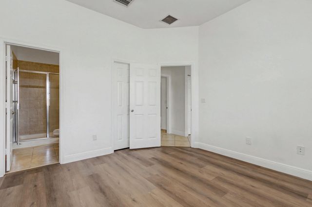 5869 Hampton Hills Boulevard, Tamarac, FL 33321