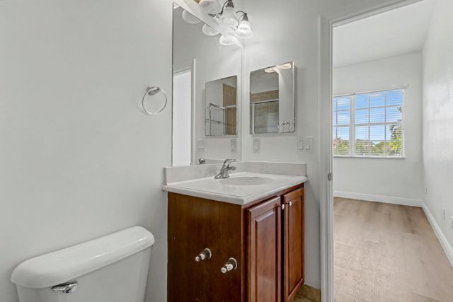 5869 Hampton Hills Boulevard, Tamarac, FL 33321