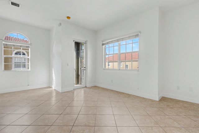 5869 Hampton Hills Boulevard, Tamarac, FL 33321