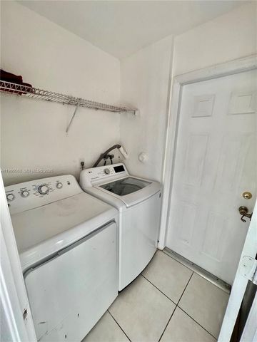 13776 SW 114th Ter, Miami, FL 33186