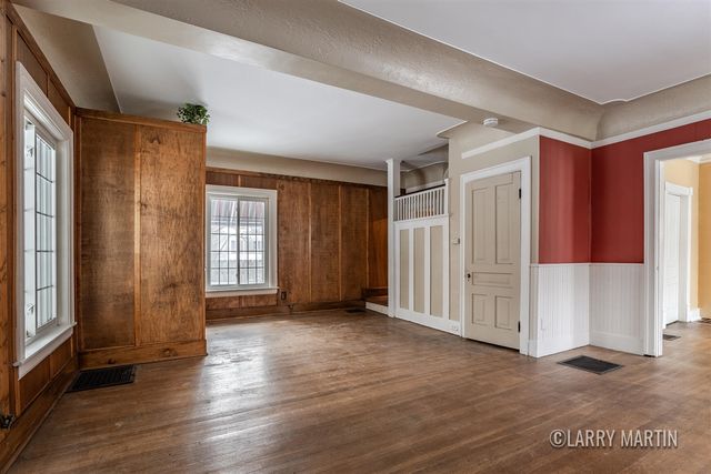 55 Fitch Place, Grand Rapids, MI 49503