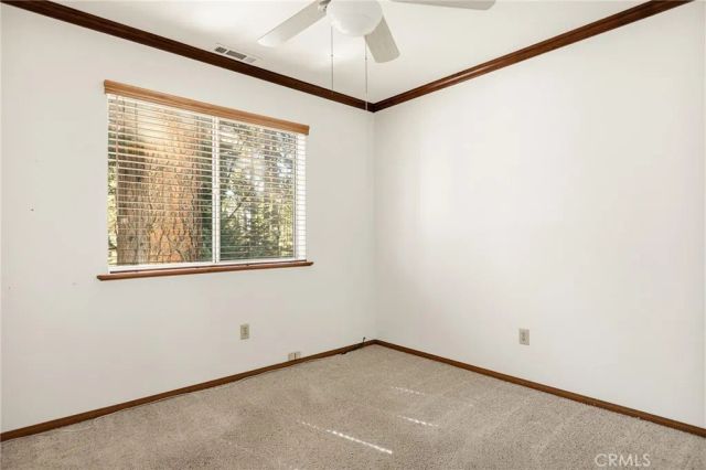 31713 Luring Pines, Running Springs, CA 92382