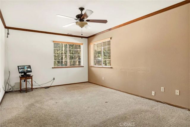 31713 Luring Pines, Running Springs, CA 92382