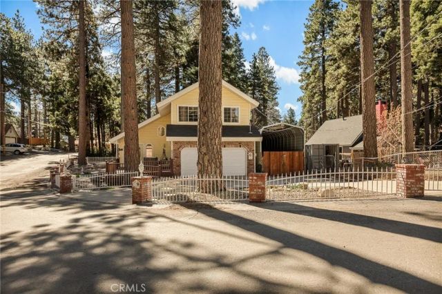 31713 Luring Pines, Running Springs, CA 92382