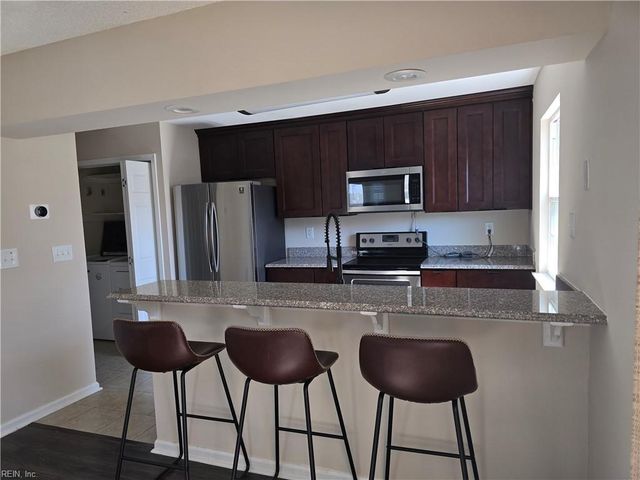 4536 Genoa CIR, Virginia Beach, VA 23462