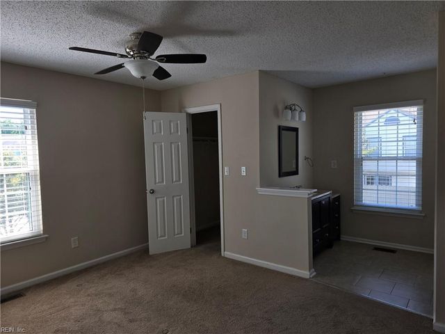 4536 Genoa CIR, Virginia Beach, VA 23462