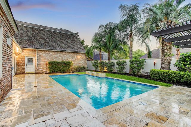 15807 Fleetwood Oaks Drive, Houston, TX 77079