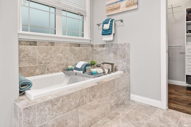 8433 Shepardson Creek Drive, Lafayette, IN 47905