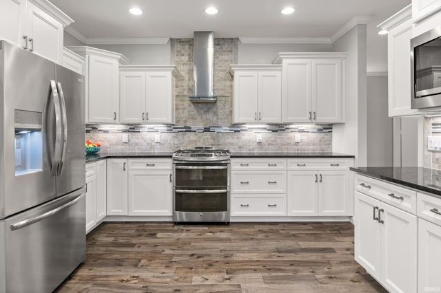 8433 Shepardson Creek Drive, Lafayette, IN 47905