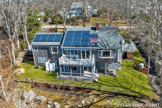 18 Gray Rocks West Rd, Falmouth, MA 02556