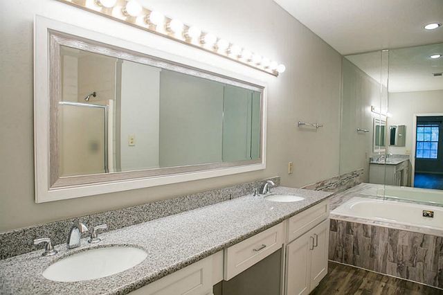 6000 Reims 4105, Houston, TX 77036