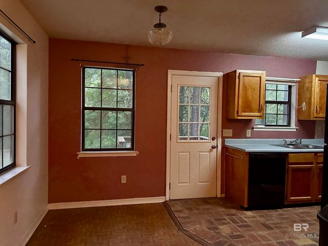 10 Azalea Court, Fairhope, AL 36532