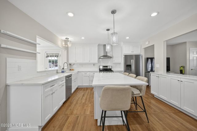 16 Mercury Circle, South Amboy, NJ 08879