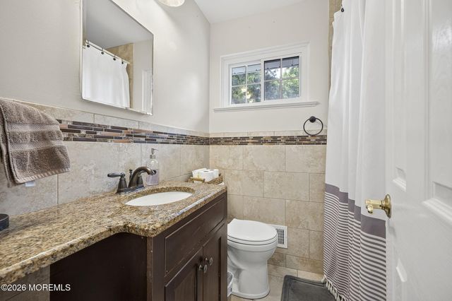16 Mercury Circle, South Amboy, NJ 08879