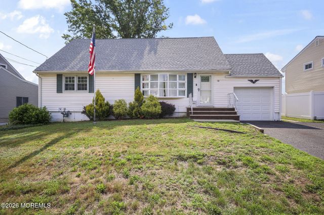16 Mercury Circle, South Amboy, NJ 08879