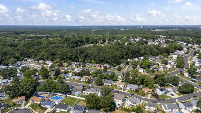 16 Mercury Circle, South Amboy, NJ 08879