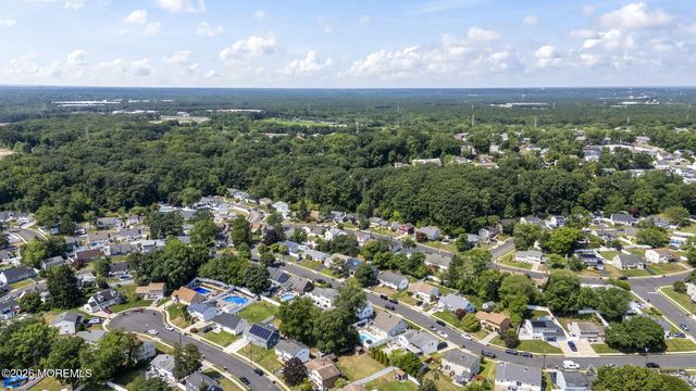 16 Mercury Circle, South Amboy, NJ 08879