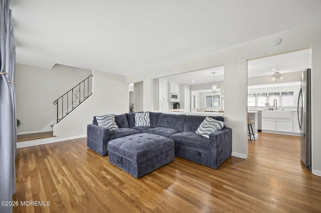 16 Mercury Circle, South Amboy, NJ 08879