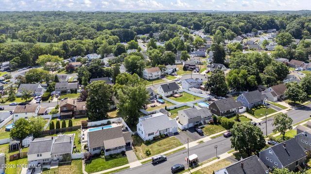 16 Mercury Circle, South Amboy, NJ 08879