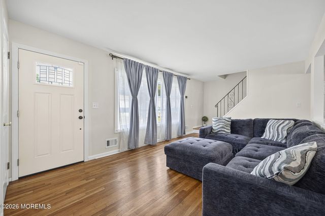 16 Mercury Circle, South Amboy, NJ 08879