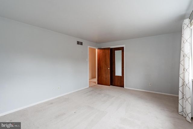 705 FALCON DR, Glenside, PA 19038