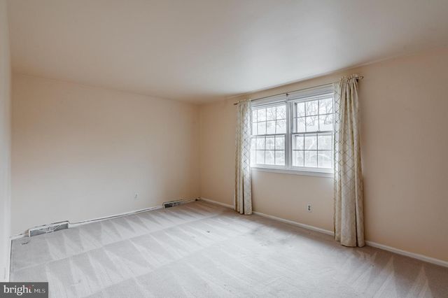 705 FALCON DR, Glenside, PA 19038