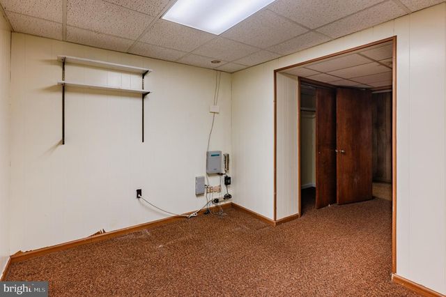 705 FALCON DR, Glenside, PA 19038