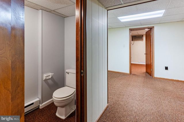 705 FALCON DR, Glenside, PA 19038