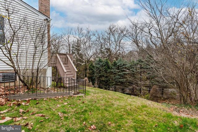 705 FALCON DR, Glenside, PA 19038