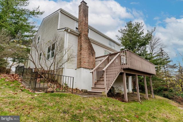 705 FALCON DR, Glenside, PA 19038