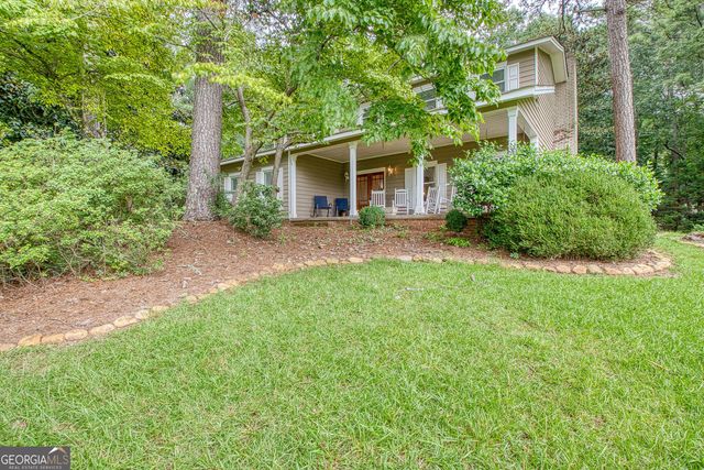 160 Sandy Lake Circle, Fayetteville, GA 30214