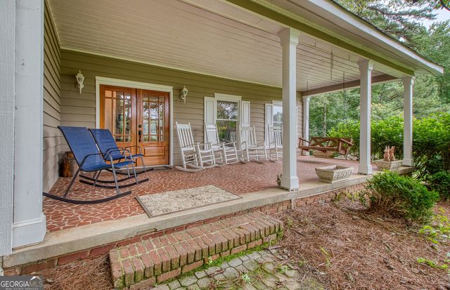 160 Sandy Lake Circle, Fayetteville, GA 30214