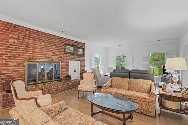 160 Sandy Lake Circle, Fayetteville, GA 30214