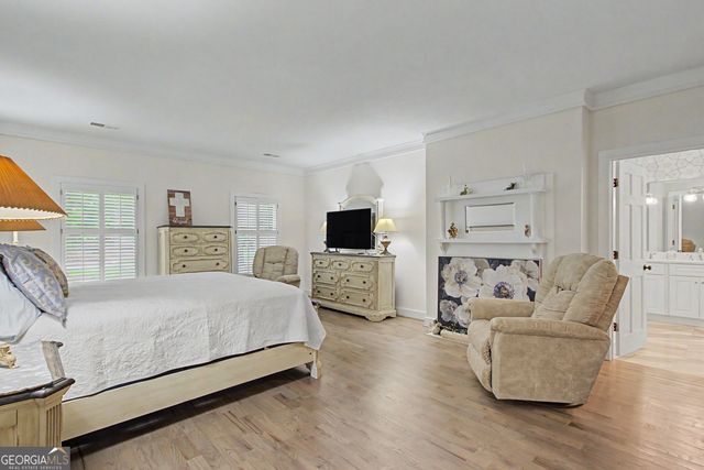 160 Sandy Lake Circle, Fayetteville, GA 30214