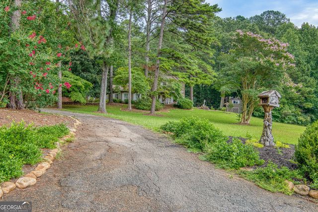 160 Sandy Lake Circle, Fayetteville, GA 30214