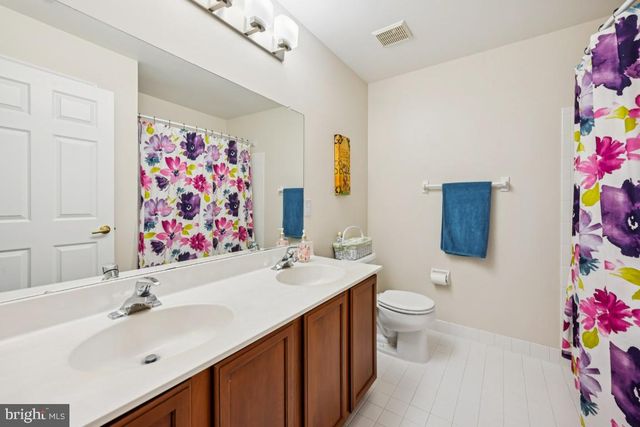 52 STOKES RD, Mount Laurel, NJ 08054