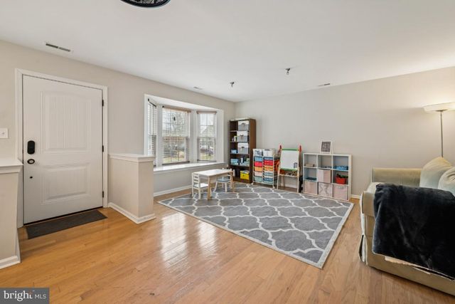 52 STOKES RD, Mount Laurel, NJ 08054