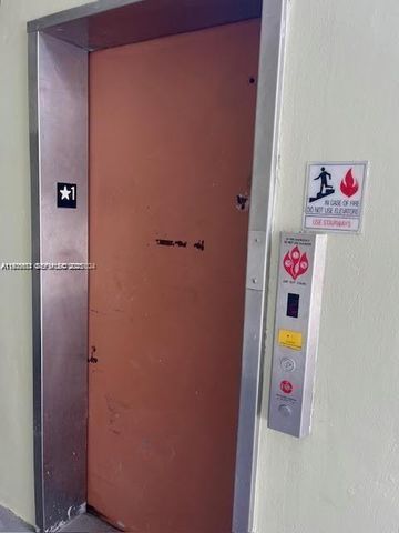 12890 NE 8th Ave 102, North Miami, FL 33161