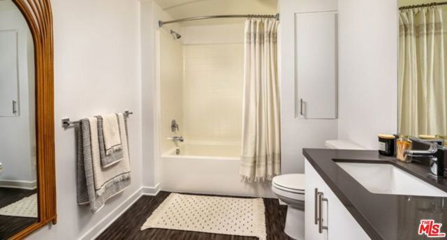 1120 W 6th Street 1754, Los Angeles, CA 90017